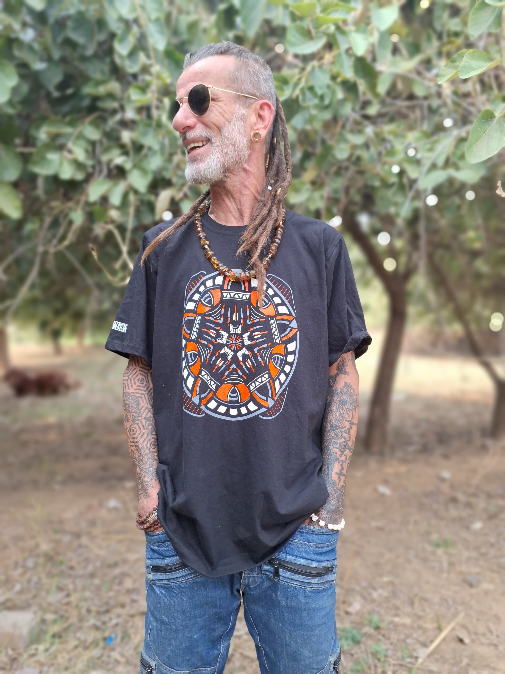 Captian Sheild Oversized T-shirt | UV REACTIVE