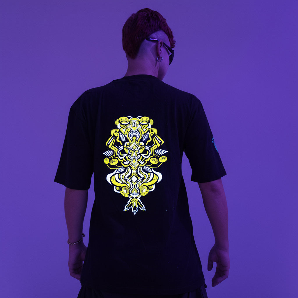 TRIPOWER Unisex T-Shirt | Oversized UV GLOW | GLOW IN DARK | PUFF PRINT